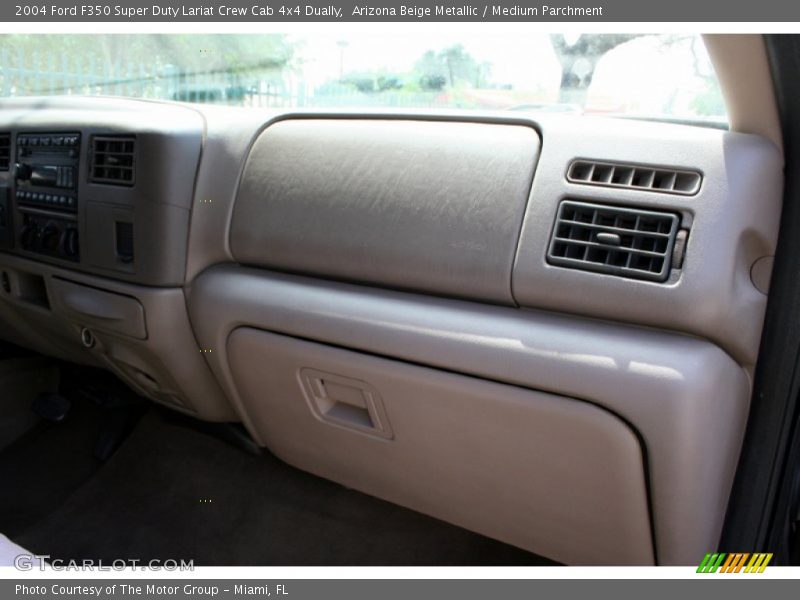 Arizona Beige Metallic / Medium Parchment 2004 Ford F350 Super Duty Lariat Crew Cab 4x4 Dually