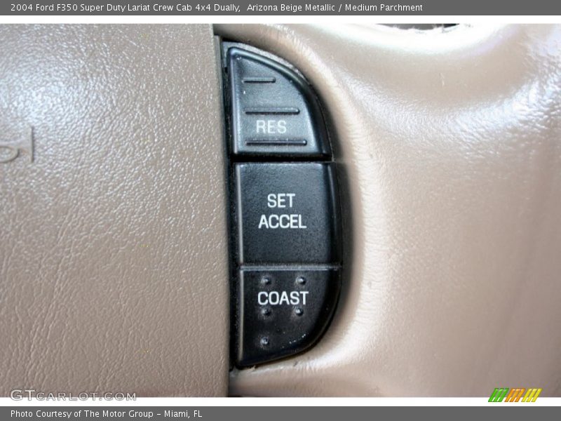 Arizona Beige Metallic / Medium Parchment 2004 Ford F350 Super Duty Lariat Crew Cab 4x4 Dually