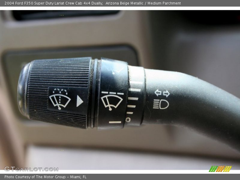 Arizona Beige Metallic / Medium Parchment 2004 Ford F350 Super Duty Lariat Crew Cab 4x4 Dually