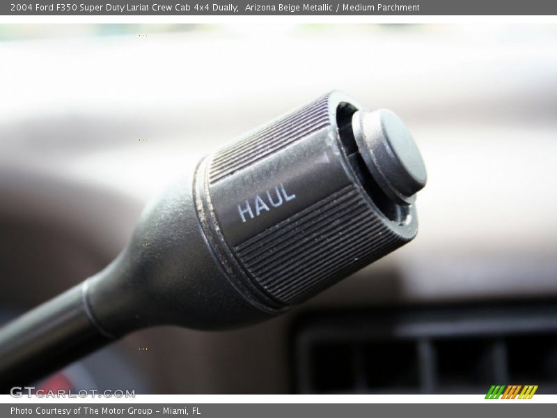 Arizona Beige Metallic / Medium Parchment 2004 Ford F350 Super Duty Lariat Crew Cab 4x4 Dually