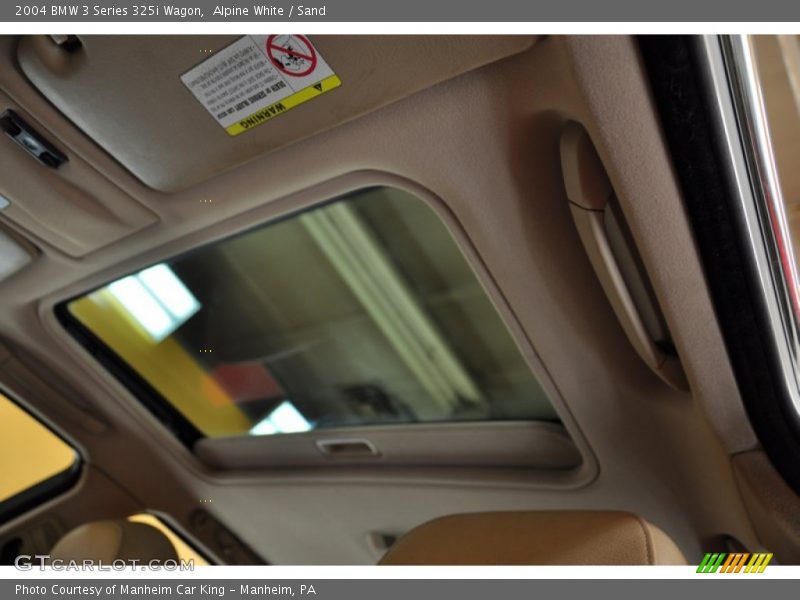 Alpine White / Sand 2004 BMW 3 Series 325i Wagon