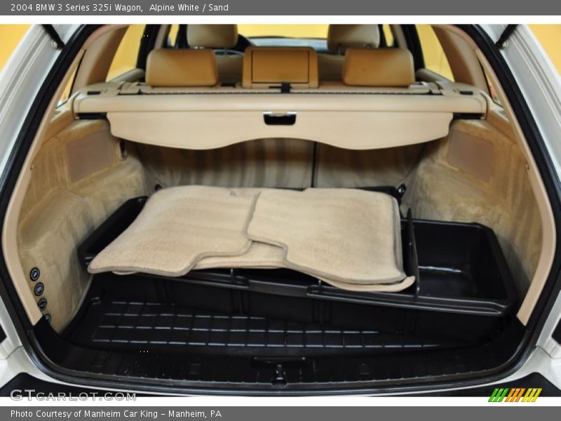  2004 3 Series 325i Wagon Trunk