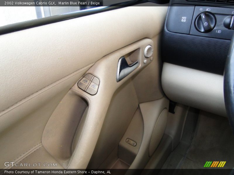 Marlin Blue Pearl / Beige 2002 Volkswagen Cabrio GLX