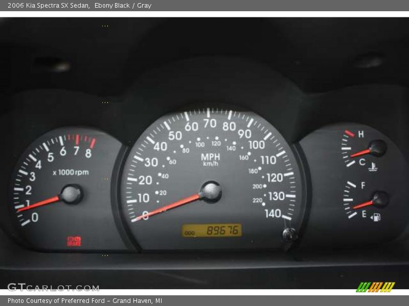 Ebony Black / Gray 2006 Kia Spectra SX Sedan