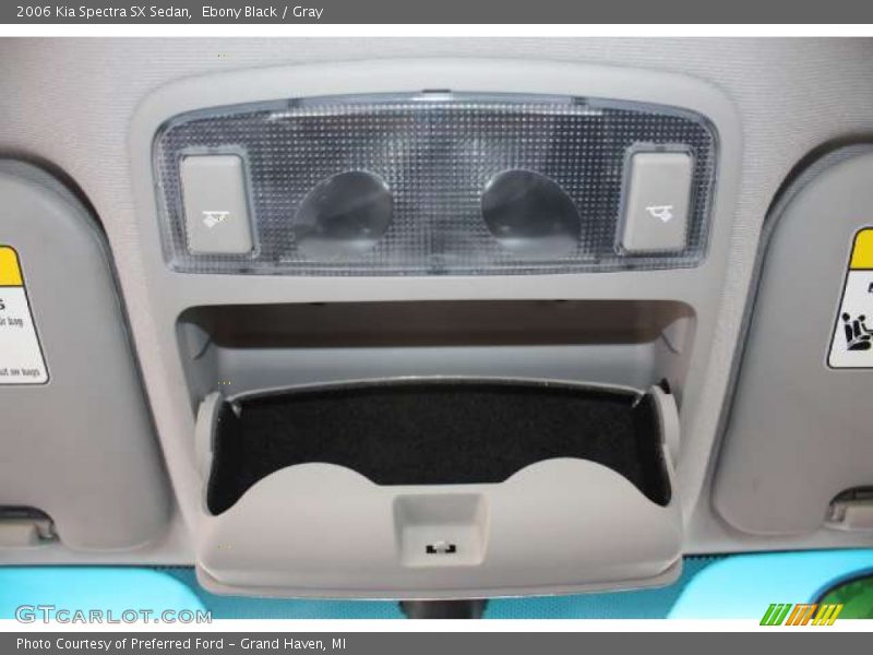 Ebony Black / Gray 2006 Kia Spectra SX Sedan