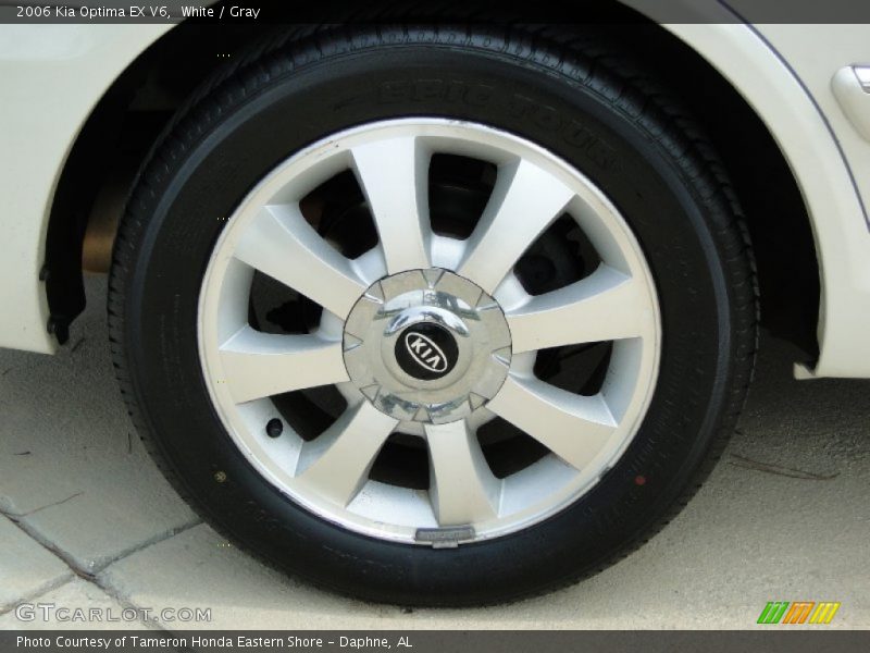  2006 Optima EX V6 Wheel