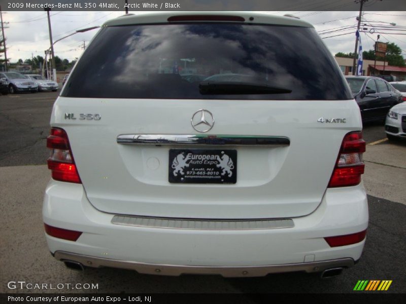 Arctic White / Black 2009 Mercedes-Benz ML 350 4Matic
