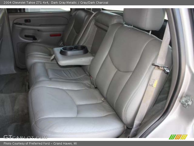 Dark Gray Metallic / Gray/Dark Charcoal 2004 Chevrolet Tahoe Z71 4x4