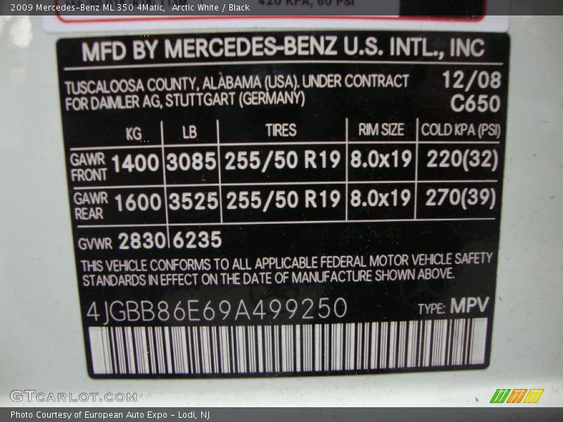 Arctic White / Black 2009 Mercedes-Benz ML 350 4Matic