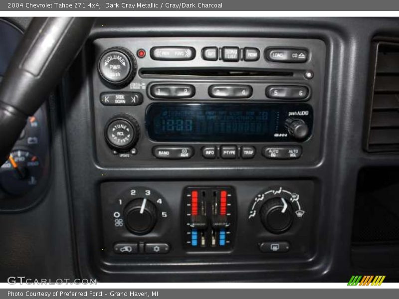 Dark Gray Metallic / Gray/Dark Charcoal 2004 Chevrolet Tahoe Z71 4x4