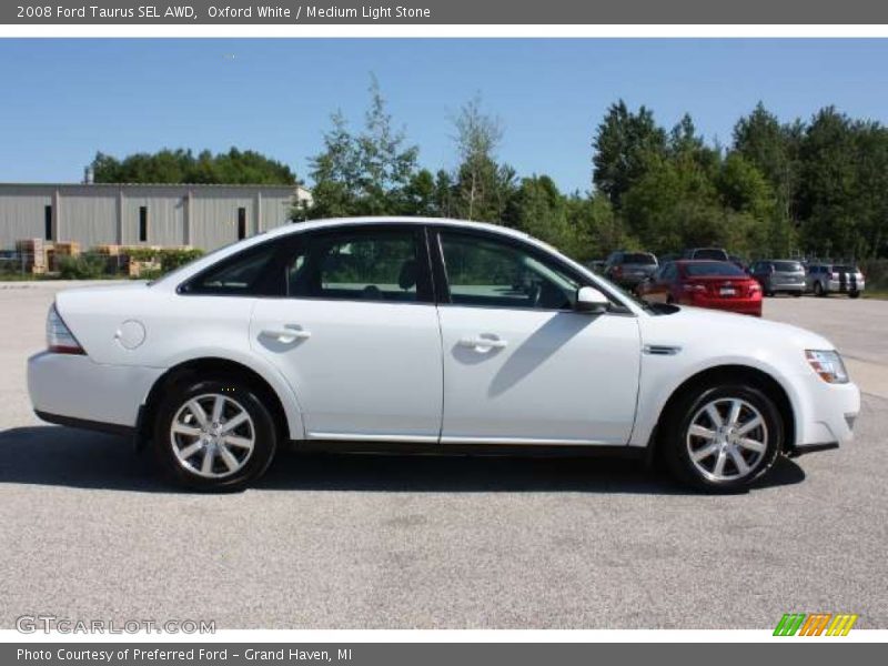 Oxford White / Medium Light Stone 2008 Ford Taurus SEL AWD