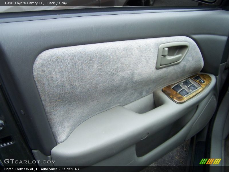 Black / Gray 1998 Toyota Camry CE