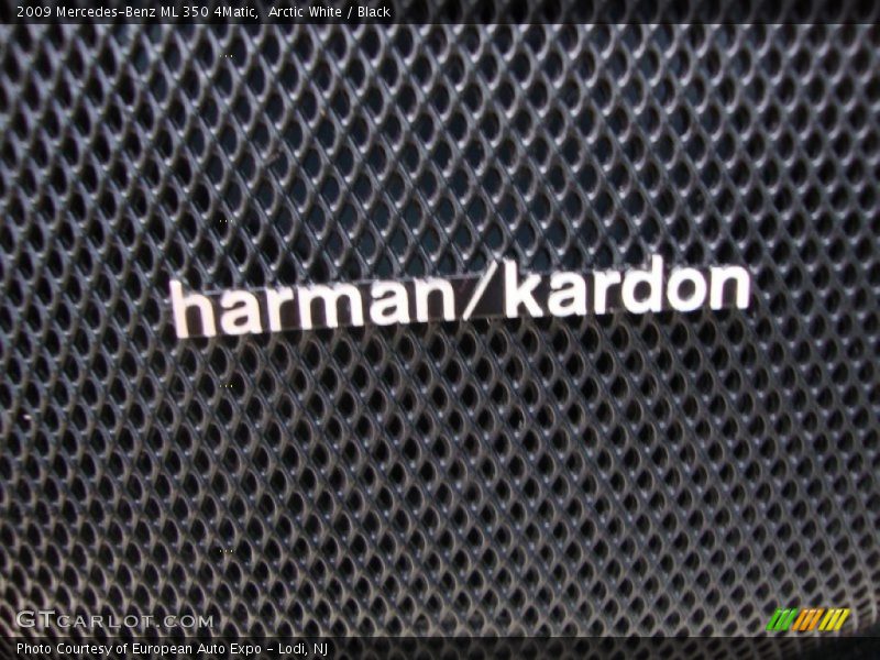 Arctic White / Black 2009 Mercedes-Benz ML 350 4Matic