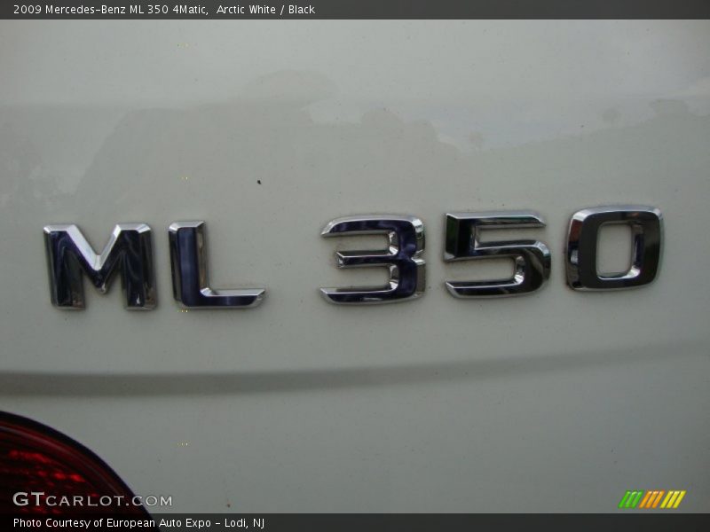 Arctic White / Black 2009 Mercedes-Benz ML 350 4Matic