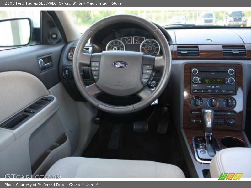 Oxford White / Medium Light Stone 2008 Ford Taurus SEL AWD
