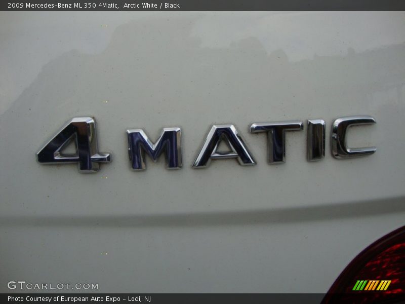 Arctic White / Black 2009 Mercedes-Benz ML 350 4Matic