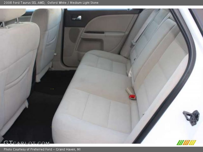 Oxford White / Medium Light Stone 2008 Ford Taurus SEL AWD