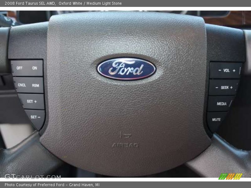 Oxford White / Medium Light Stone 2008 Ford Taurus SEL AWD