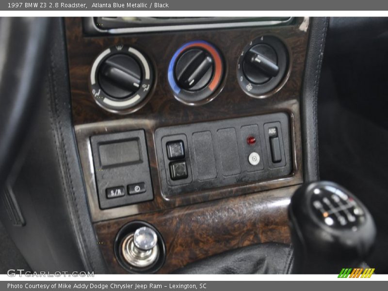 Controls of 1997 Z3 2.8 Roadster