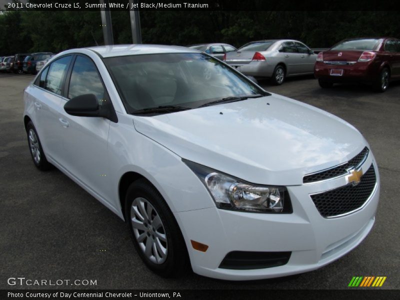 Summit White / Jet Black/Medium Titanium 2011 Chevrolet Cruze LS