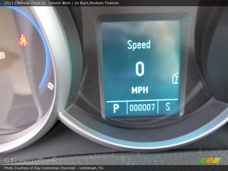 Summit White / Jet Black/Medium Titanium 2011 Chevrolet Cruze LS