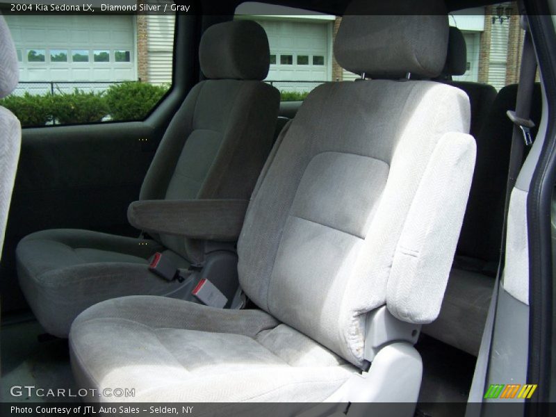 Diamond Silver / Gray 2004 Kia Sedona LX
