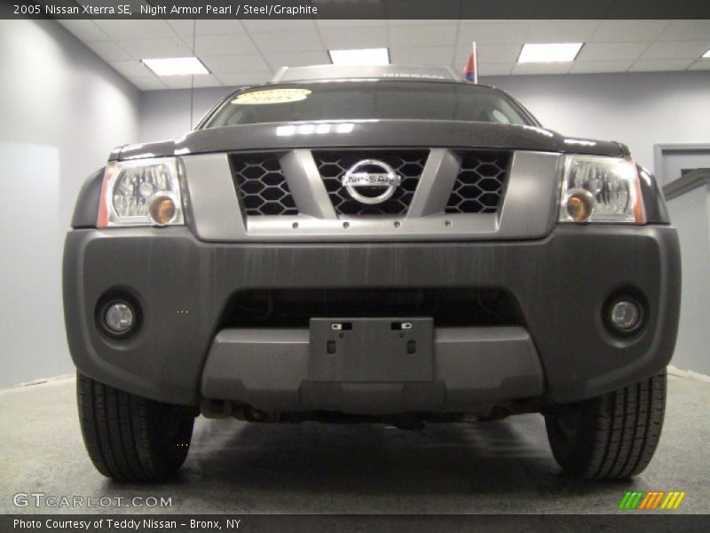 Night Armor Pearl / Steel/Graphite 2005 Nissan Xterra SE