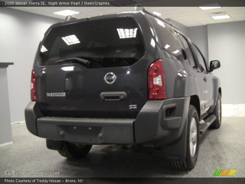 Night Armor Pearl / Steel/Graphite 2005 Nissan Xterra SE