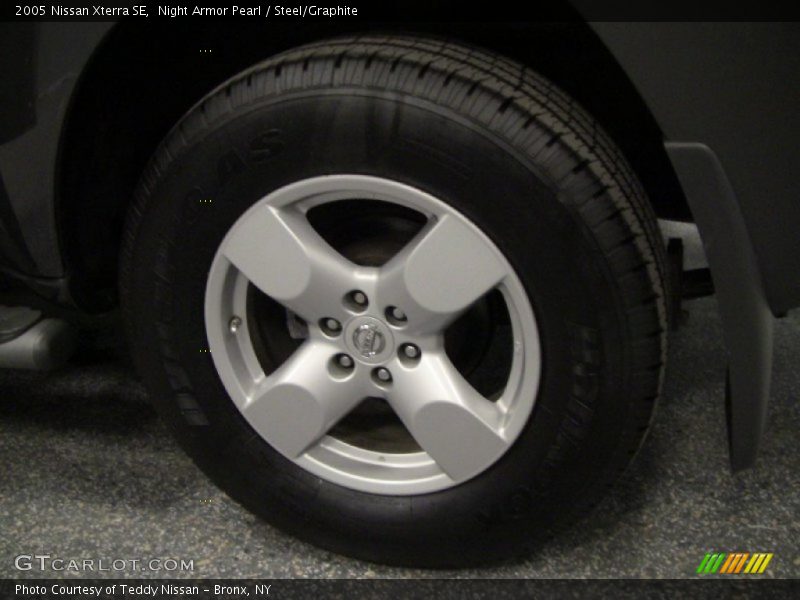 Night Armor Pearl / Steel/Graphite 2005 Nissan Xterra SE