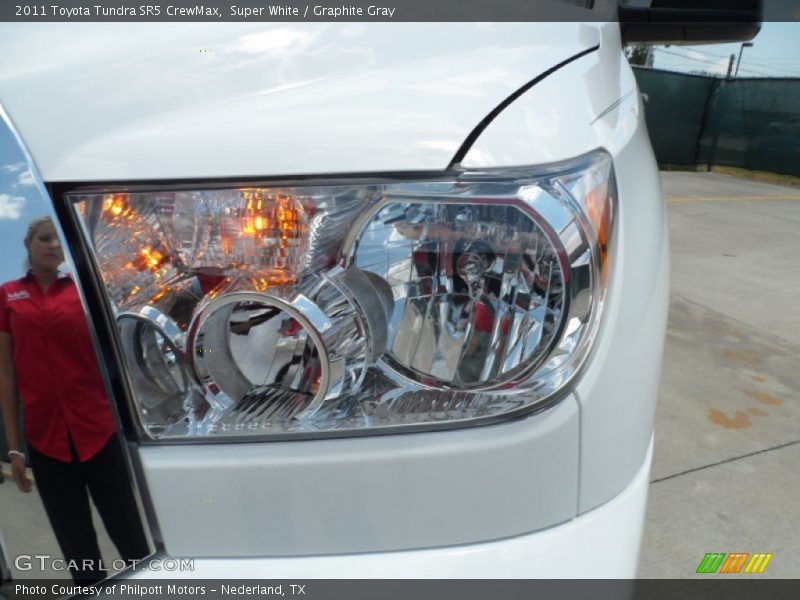 Super White / Graphite Gray 2011 Toyota Tundra SR5 CrewMax