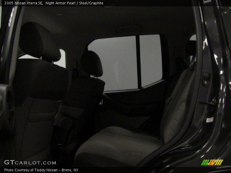 Night Armor Pearl / Steel/Graphite 2005 Nissan Xterra SE