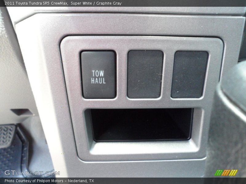 Super White / Graphite Gray 2011 Toyota Tundra SR5 CrewMax