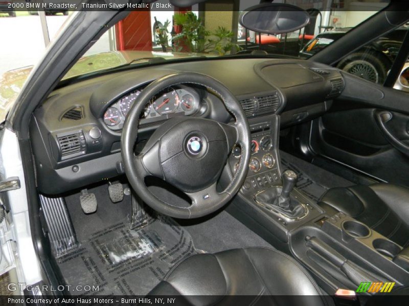 Black Interior - 2000 M Roadster 