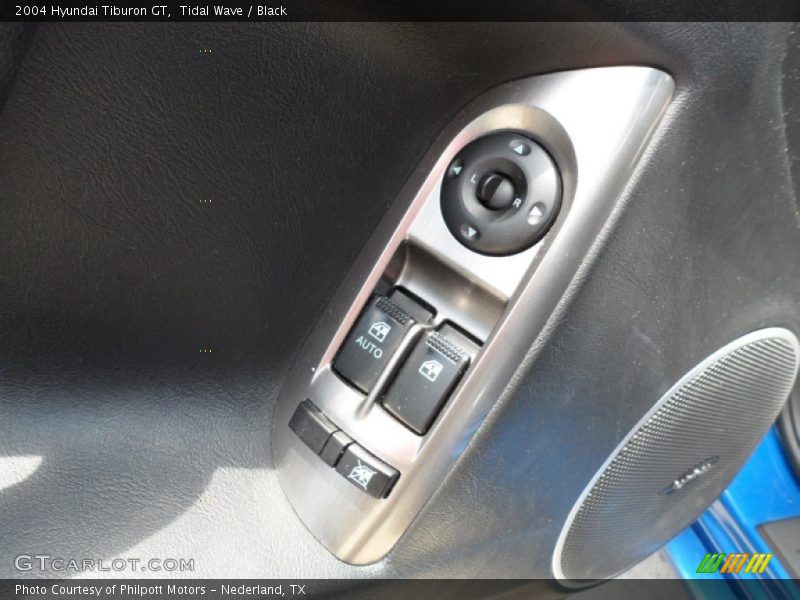 Controls of 2004 Tiburon GT