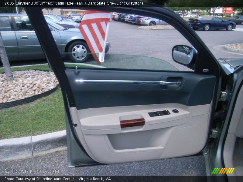 Satin Jade Pearl / Dark Slate Gray/Light Graystone 2005 Chrysler 300 Limited