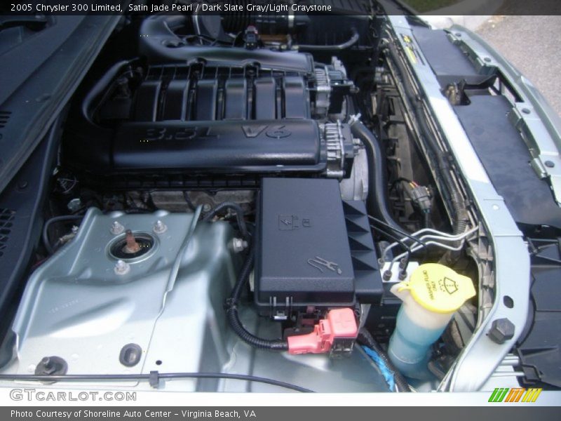 Satin Jade Pearl / Dark Slate Gray/Light Graystone 2005 Chrysler 300 Limited