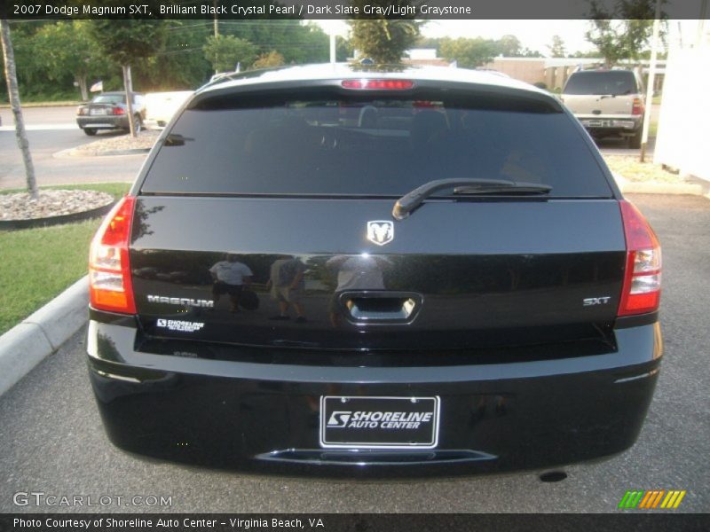 Brilliant Black Crystal Pearl / Dark Slate Gray/Light Graystone 2007 Dodge Magnum SXT