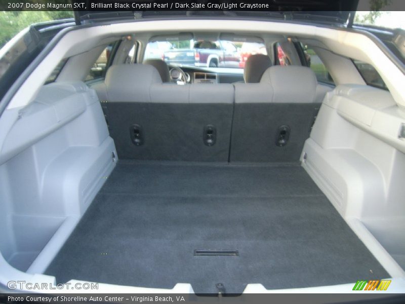  2007 Magnum SXT Trunk