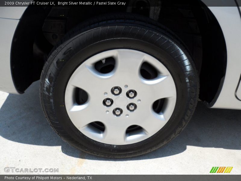 Bright Silver Metallic / Pastel Slate Gray 2009 Chrysler PT Cruiser LX