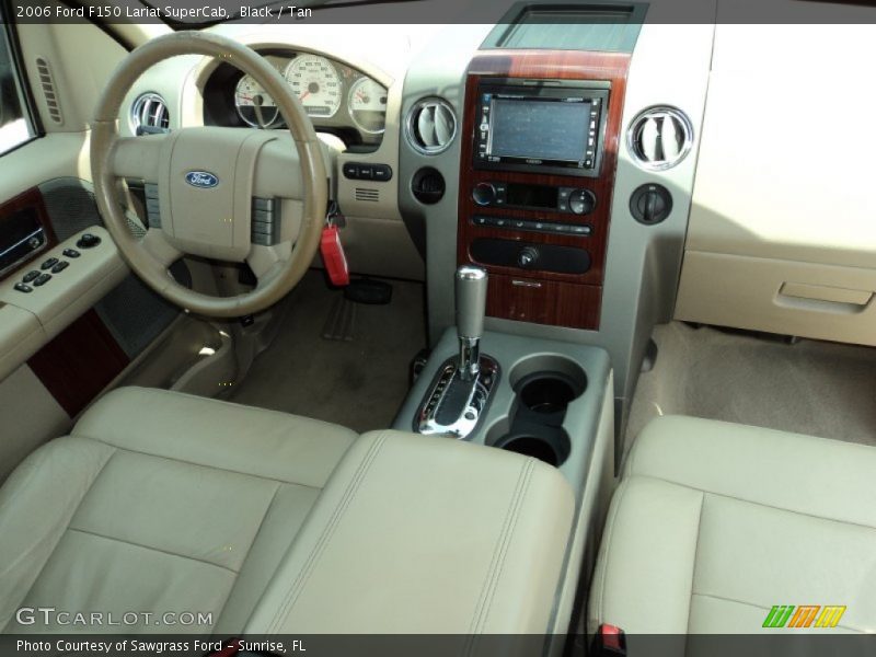 Dashboard of 2006 F150 Lariat SuperCab
