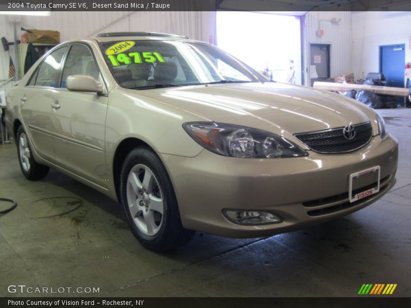 Desert Sand Mica / Taupe 2004 Toyota Camry SE V6