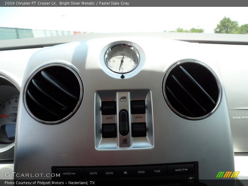 Bright Silver Metallic / Pastel Slate Gray 2009 Chrysler PT Cruiser LX