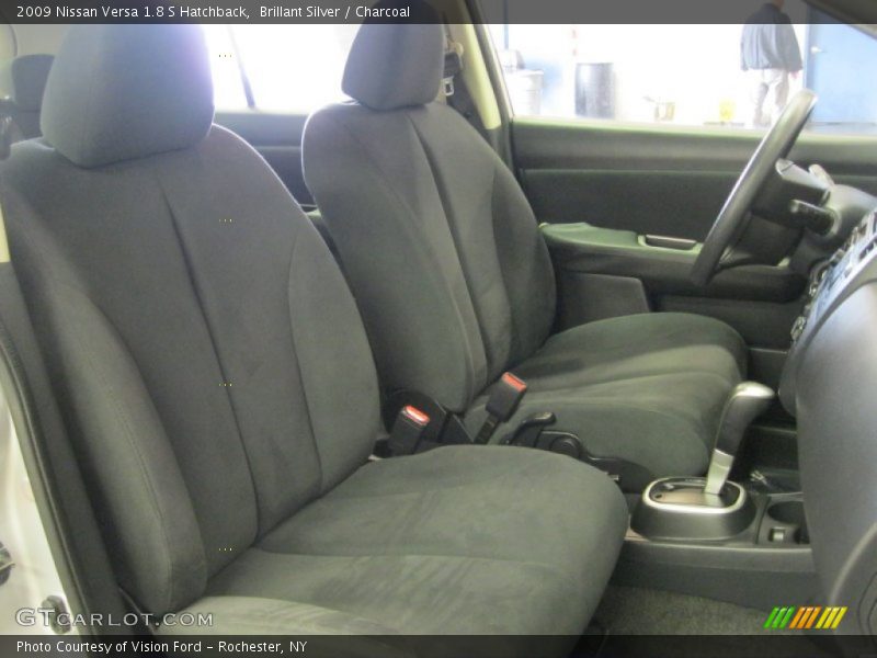 Brillant Silver / Charcoal 2009 Nissan Versa 1.8 S Hatchback