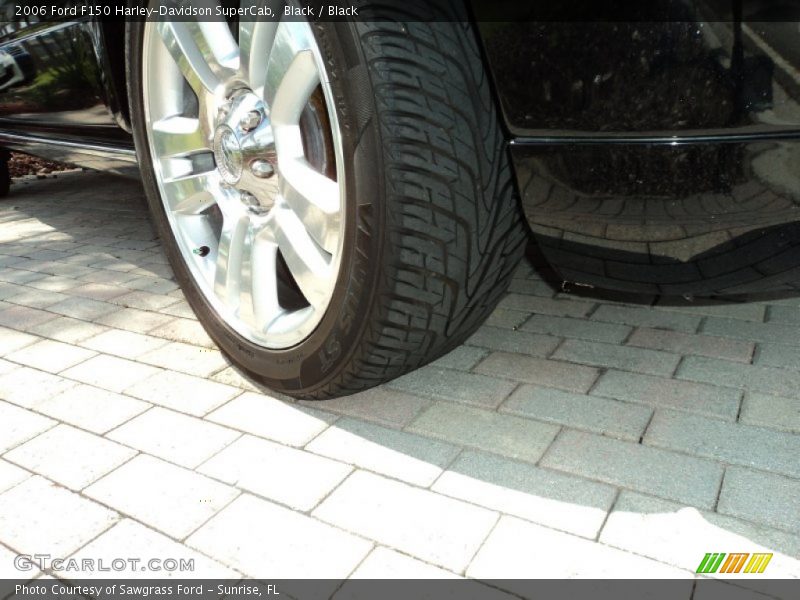 Black / Black 2006 Ford F150 Harley-Davidson SuperCab