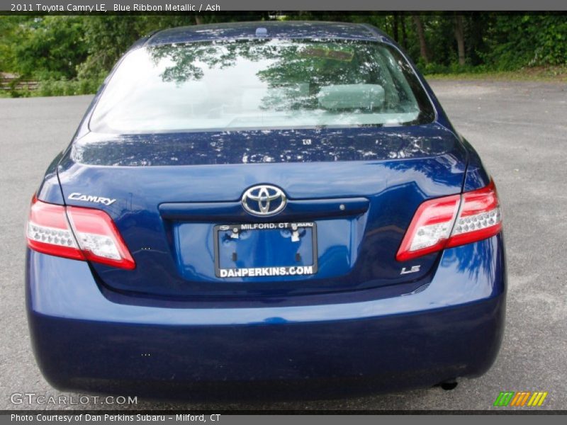 Blue Ribbon Metallic / Ash 2011 Toyota Camry LE