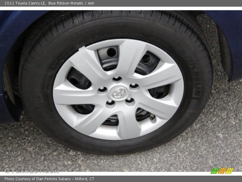 Blue Ribbon Metallic / Ash 2011 Toyota Camry LE