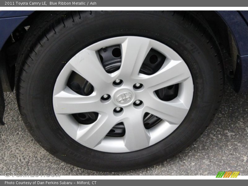 Blue Ribbon Metallic / Ash 2011 Toyota Camry LE
