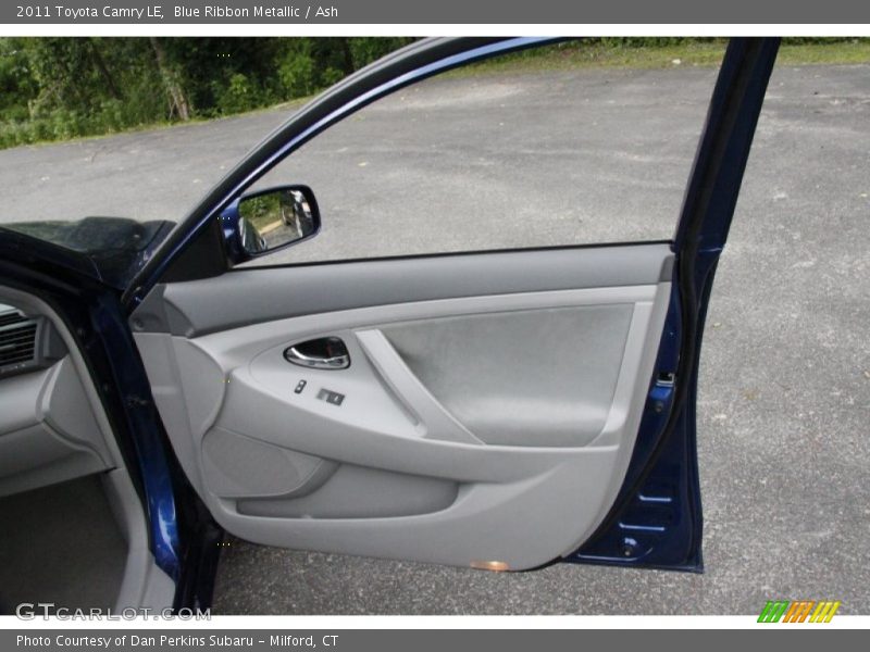 Blue Ribbon Metallic / Ash 2011 Toyota Camry LE