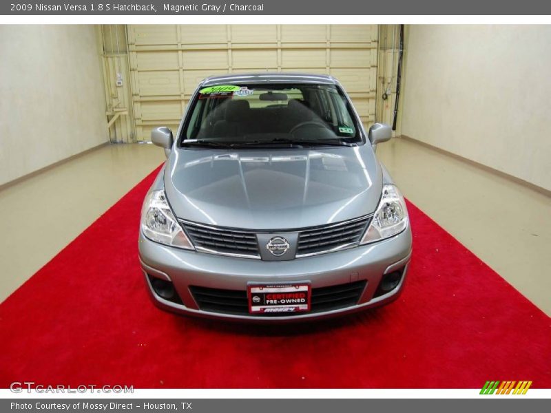 Magnetic Gray / Charcoal 2009 Nissan Versa 1.8 S Hatchback