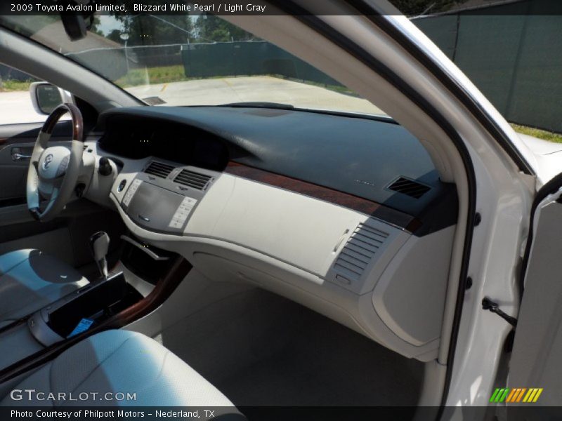 Blizzard White Pearl / Light Gray 2009 Toyota Avalon Limited